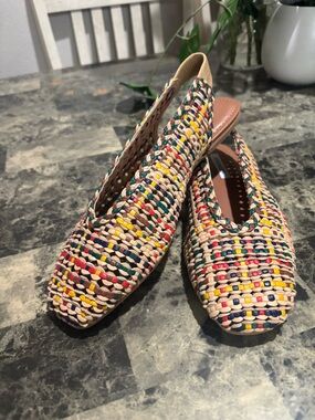 Steve Madden Beige Woven Slingback Flats with Multicolor Accents